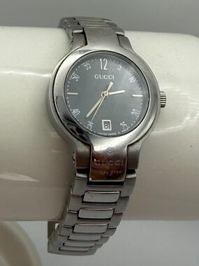 Gucci Vintage Gucci 8900L Stainless Steel Ladies Watch Dark Gray Dial